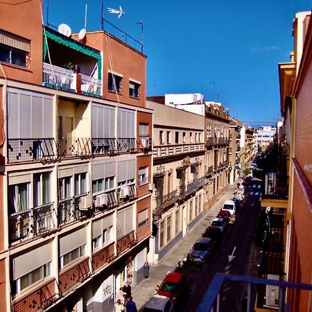 Apartamentos Puerta Real Sevilla エクステリア 写真