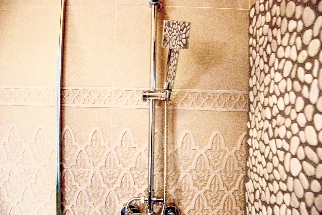 Apartamentos Puerta Real Sevilla エクステリア 写真