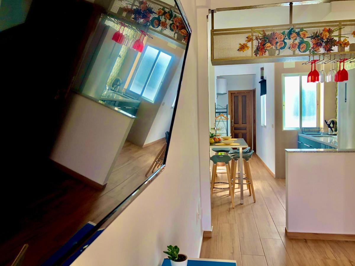 Apartamentos Puerta Real Sevilla エクステリア 写真